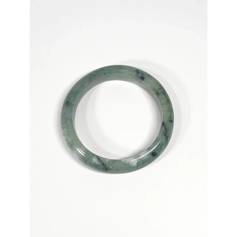 Unbranded jadeite jade